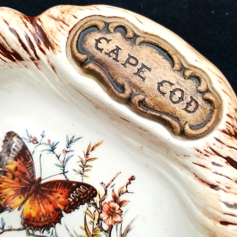 Vintage Treasure Craft Butterfly🦋 ashtray trinket dish Cape Cod souvenir